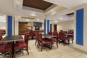 Holiday Inn Express Hotel & Suites Durant by IHG