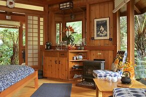 Volcano Rainforest Retreat