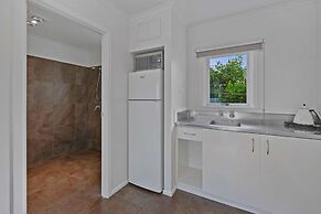 Comfort Inn Westshore Beach