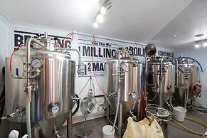 Comfort Inn Westshore Beach