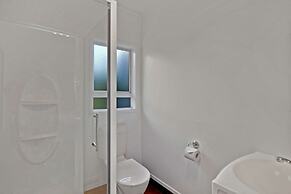 Comfort Inn Westshore Beach