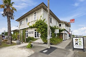 Comfort Inn Westshore Beach