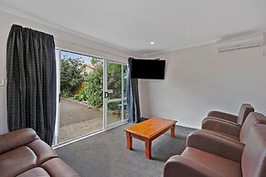 Comfort Inn Westshore Beach