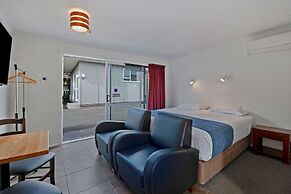 Comfort Inn Westshore Beach