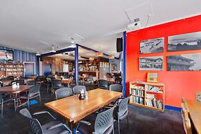 Comfort Inn Westshore Beach