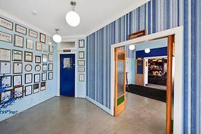 Comfort Inn Westshore Beach