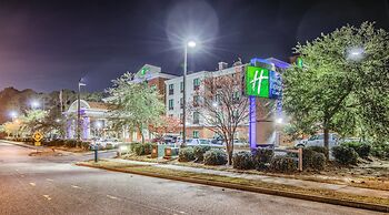 Holiday Inn Express & Suites Gulf Shores by IHG