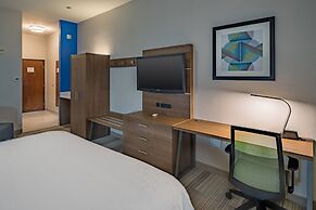 Holiday Inn Express & Suites N Waco Area - West by IHG