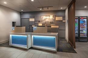 Holiday Inn Express & Suites N Waco Area - West by IHG