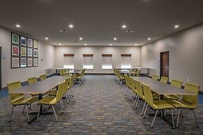 Holiday Inn Express & Suites N Waco Area - West by IHG