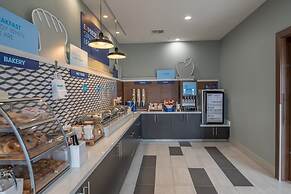 Holiday Inn Express & Suites N Waco Area - West by IHG
