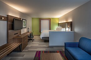 Holiday Inn Express & Suites N Waco Area - West by IHG