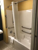 Microtel Inn & Suites by Wyndham Columbus/Near Fort Moore