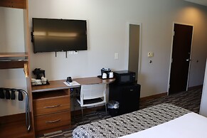 Microtel Inn & Suites by Wyndham Columbus/Near Fort Moore