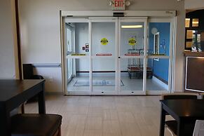 Microtel Inn & Suites by Wyndham Columbus/Near Fort Moore