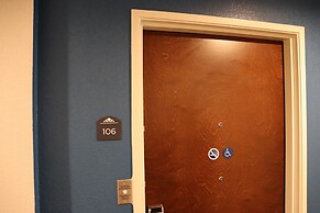 Microtel Inn & Suites by Wyndham Columbus/Near Fort Moore