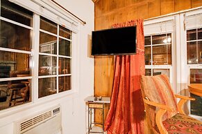 Arrowhead Tree Top Lodge