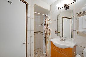 Arrowhead Tree Top Lodge