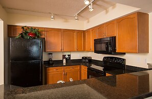 Bahama Sands Luxury Condominiums