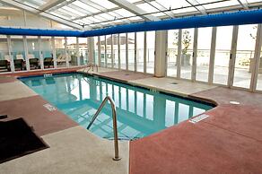 Bahama Sands Luxury Condominiums