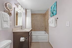 Club Wyndham Towers on the Grove