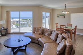 Crystal Palms Beach Resort