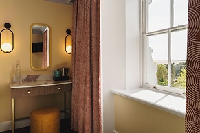 Grange Hotel