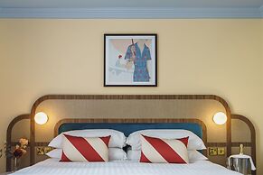 Grange Hotel
