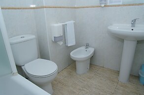 Hotel Barajas Plaza Madrid