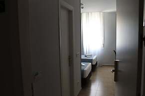 Hotel Barajas Plaza Madrid