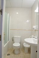 Hotel Barajas Plaza Madrid