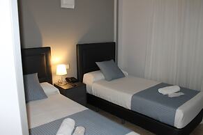 Hotel Barajas Plaza Madrid