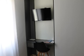 Hotel Barajas Plaza Madrid