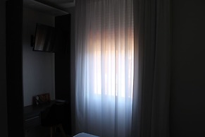 Hotel Barajas Plaza Madrid