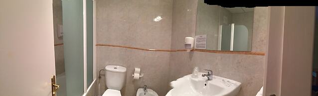 Hotel Barajas Plaza Madrid