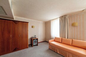 PHI Hotel Astoria