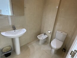 Earle House Serviced Apartments
