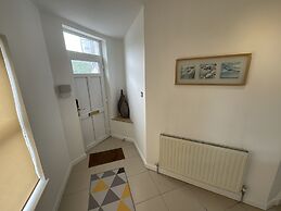 Earle House Serviced Apartments