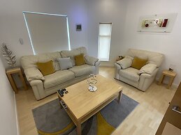 Earle House Serviced Apartments