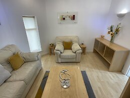 Earle House Serviced Apartments