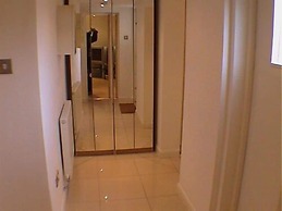 Earle House Serviced Apartments