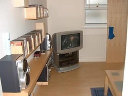 Earle House Serviced Apartments