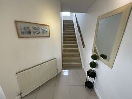 Earle House Serviced Apartments