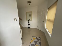 Earle House Serviced Apartments