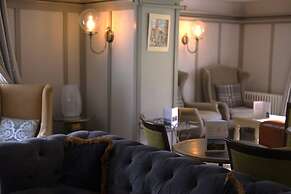 Mill End Hotel