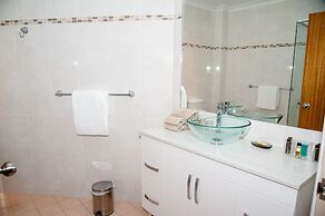 Oasis Inn Ulladulla - Guest 18 Years and Older