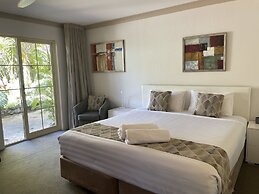 Oasis Inn Ulladulla - Guest 18 Years and Older