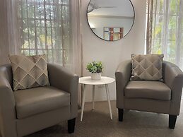 Oasis Inn Ulladulla - Guest 18 Years and Older