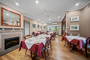 Oasis Inn Ulladulla - Guest 18 Years and Older