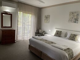 Oasis Inn Ulladulla - Guest 18 Years and Older